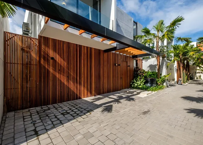 2BR Luxury Villa AV1
