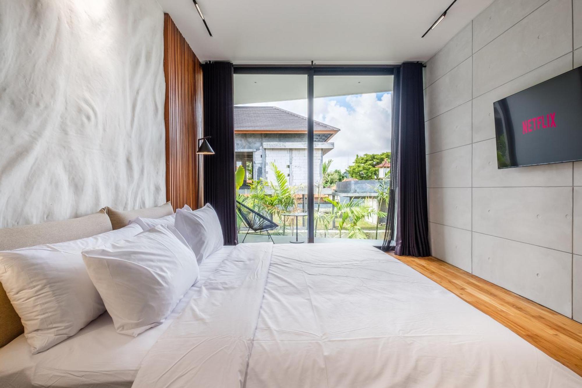 Alex Complex N1 Canggu